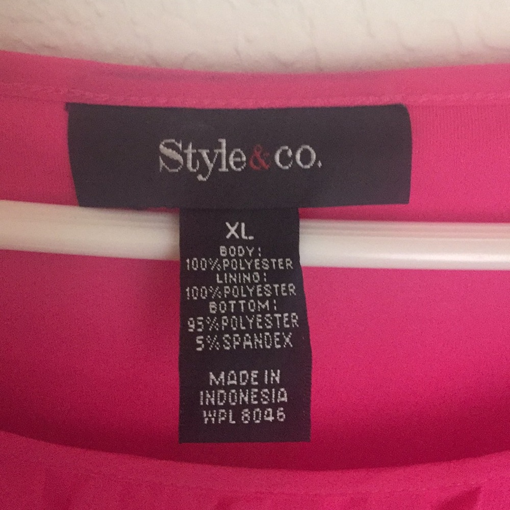 Blouse - Picture 2 of 3